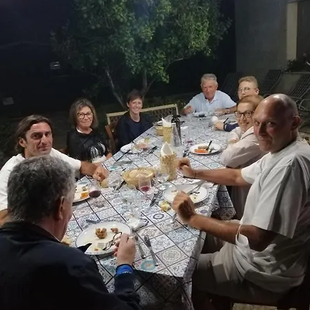 Tarantola Alloggio per agriturismo *