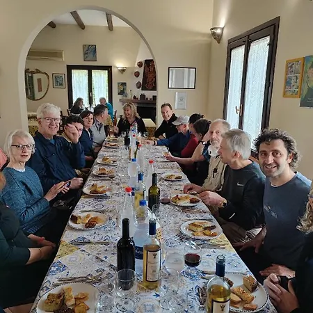 Tarantola Lantgård *