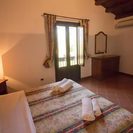Alloggio per agriturismo Tarantola Alcamo