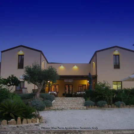 Tarantola Alloggio per agriturismo Alcamo